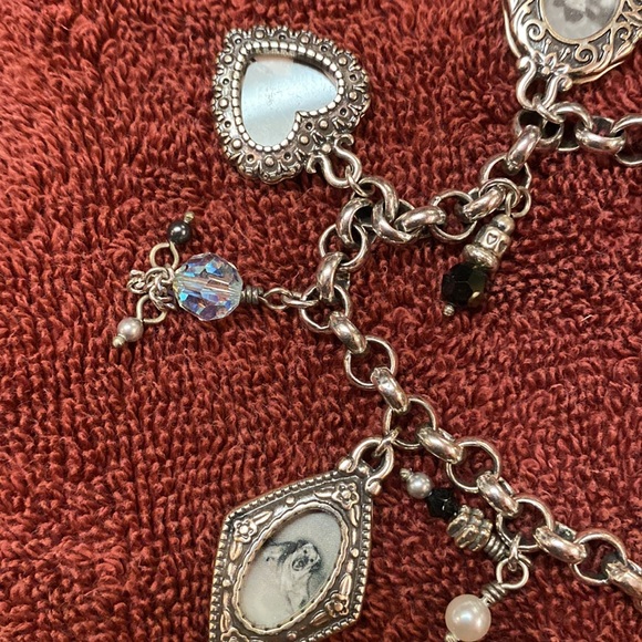Brighton Family Keepsake Charm Bracelet - Picture 4 of 5